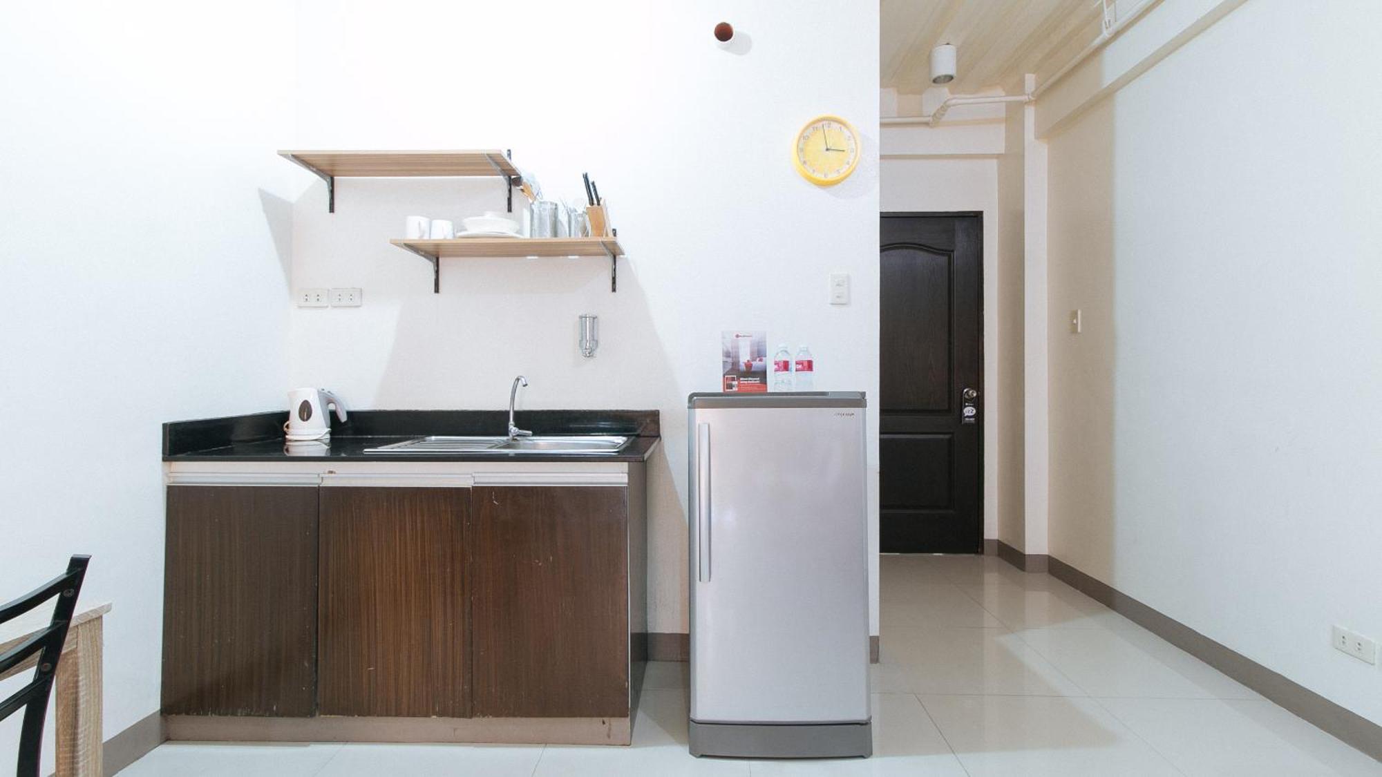 Reddoorz At Kassel Residences Paranaque Paranaque City Exterior photo