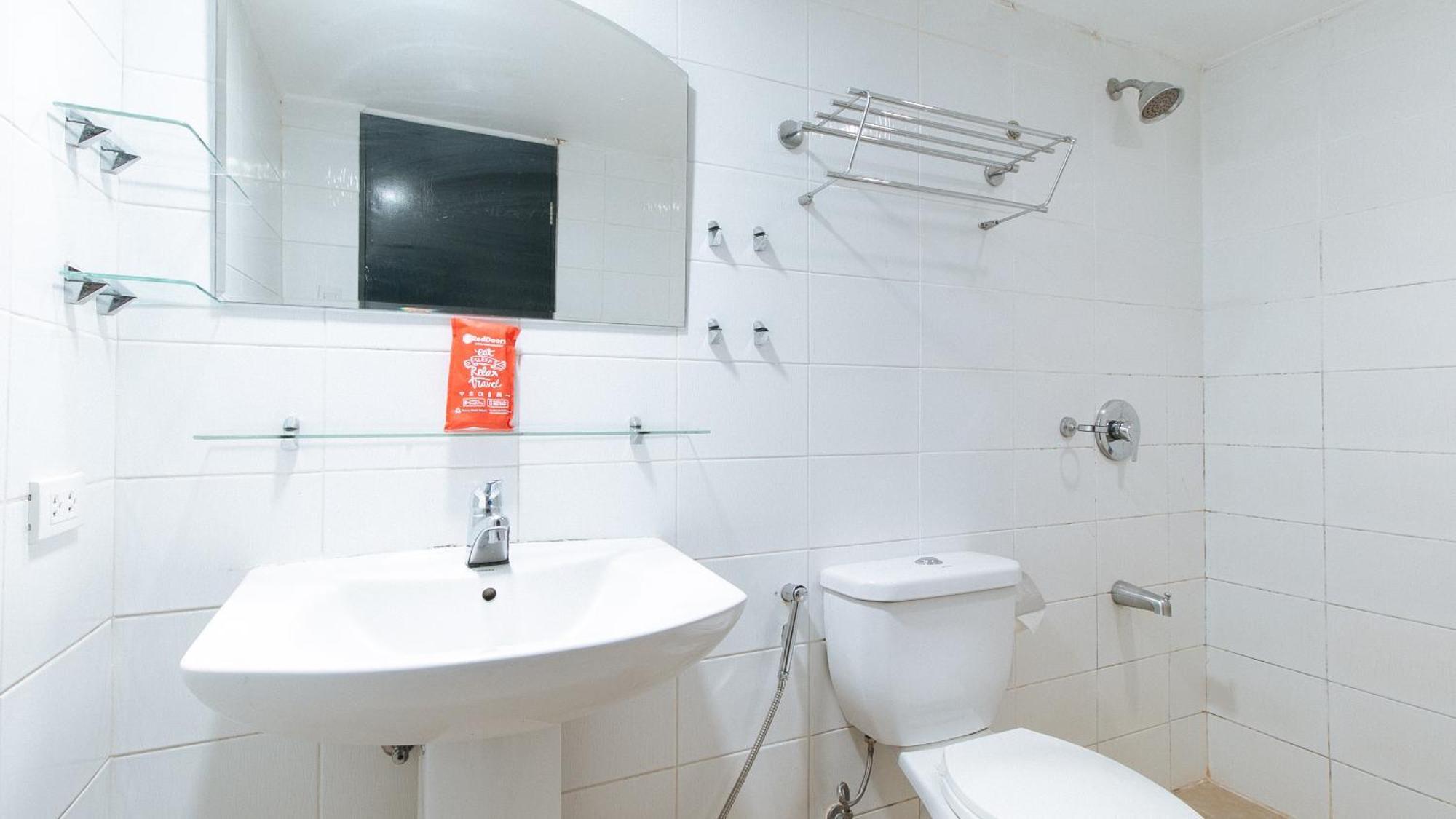 Reddoorz At Kassel Residences Paranaque Paranaque City Exterior photo